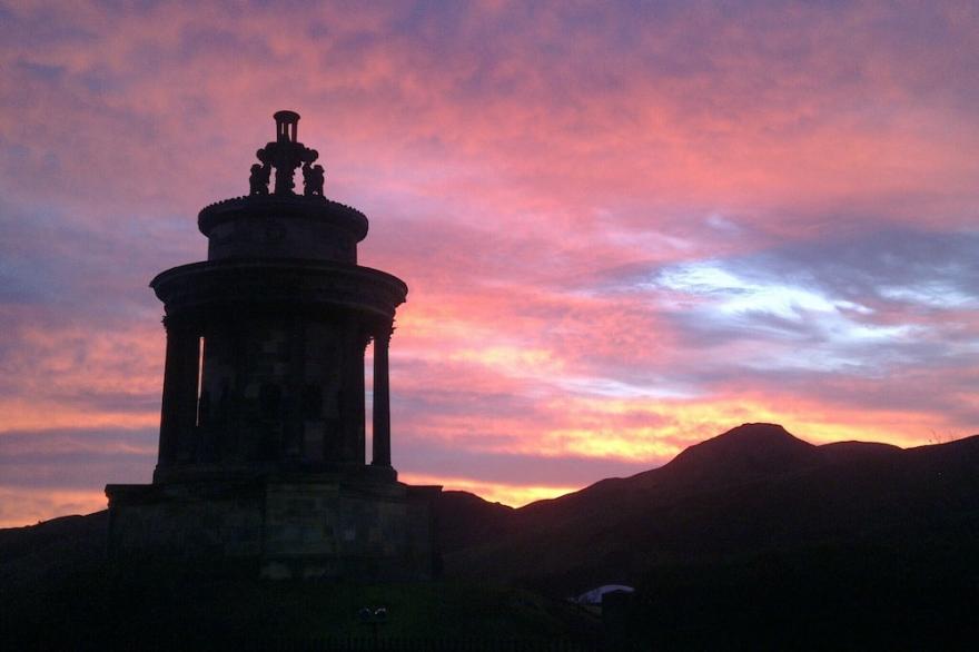 Beautiful Apartment in Edinburgh City Centre