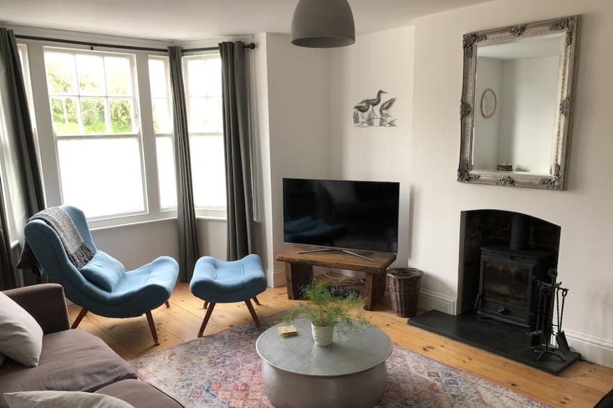 Spacious Edwardian family home minutes from the beach and Bude town centre