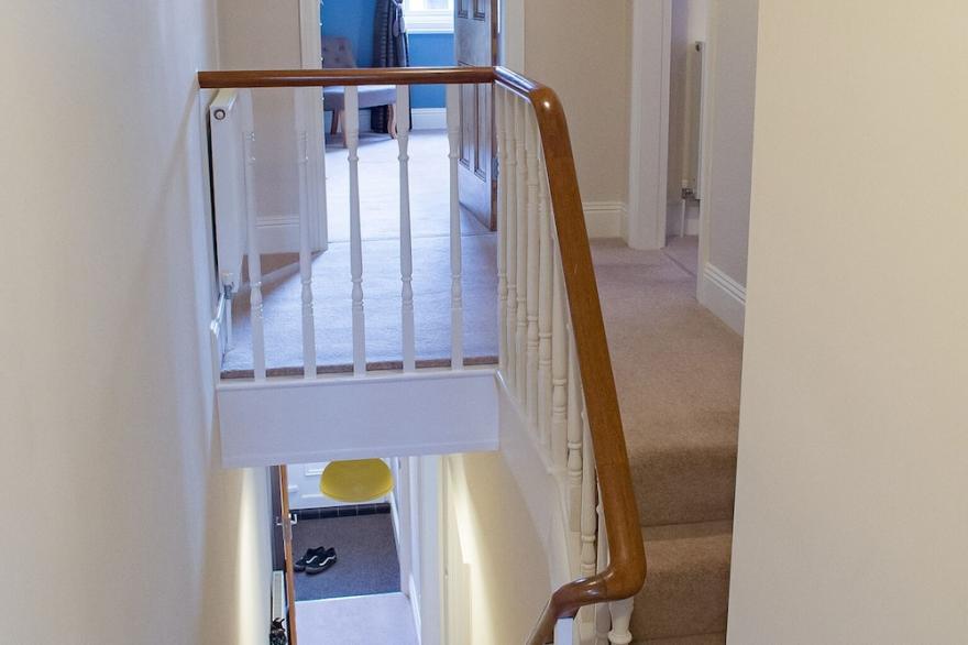 Mayville Lodge. Town House (sleeps 7 people)