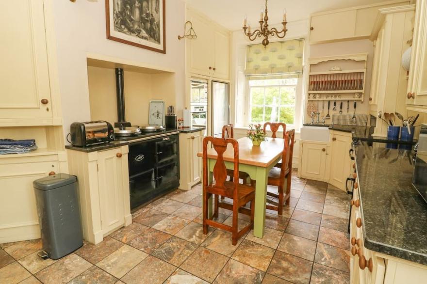 A Magnificent, Limestone, Georgian Property