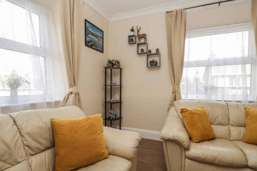NELAND VIEW, family friendly in Windermere