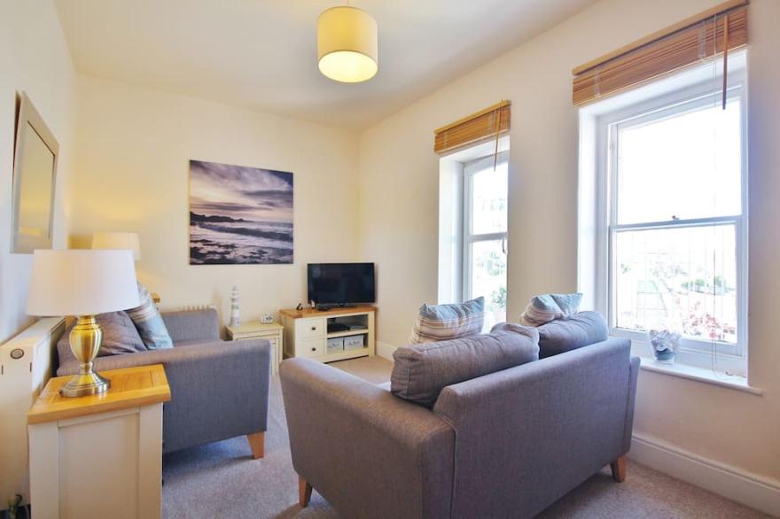 Sea Rock 8 Sleeps 4, Two Bedrooms. Balcony, Sea Front Views + Free WiFi.