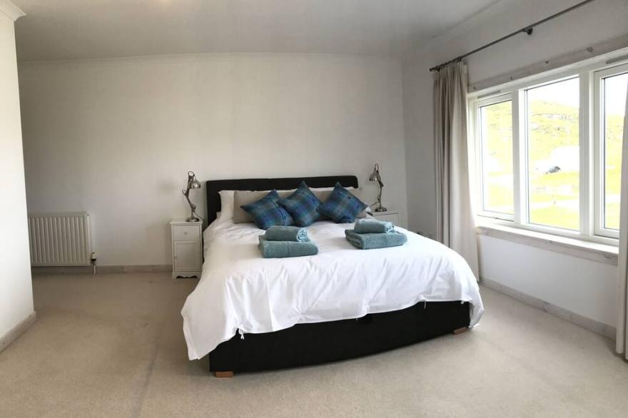 Large beachside property in stunning West Harris: great for family/friend groups