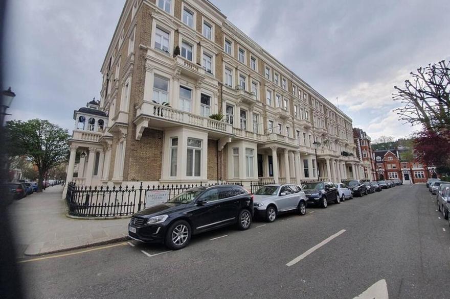 Lovely 2 Bedroom Apartment Located in Kensington