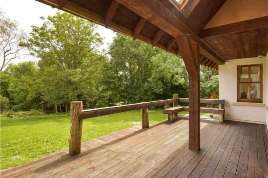 luxurious country house 11 people Highlands on the blackwater river