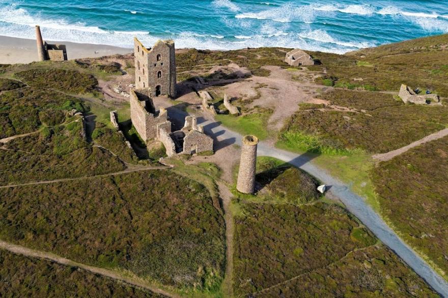 Homestead Cottage -Stunning Sea View Accommodation