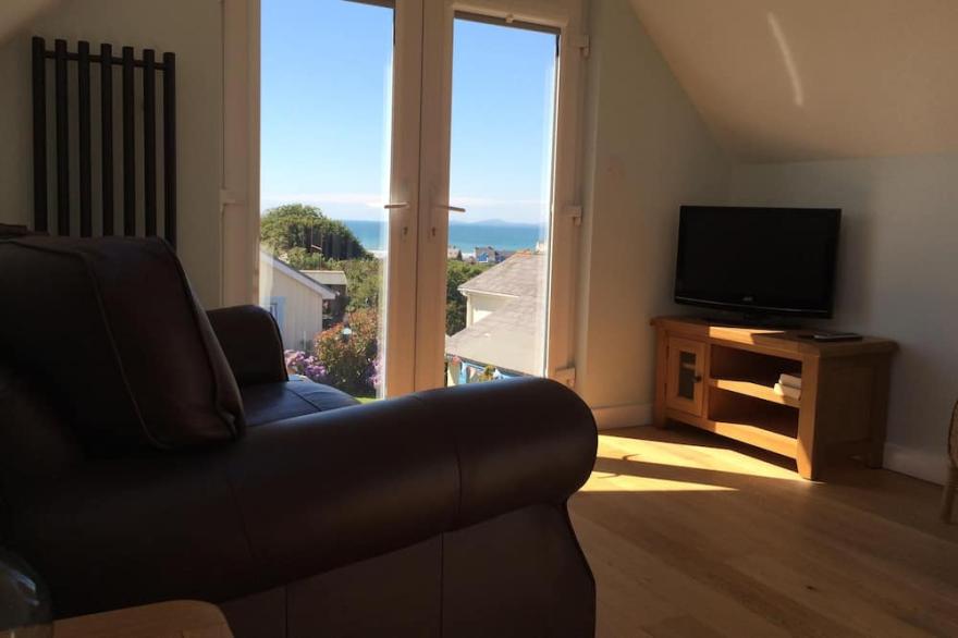 Quiet village location with sea views