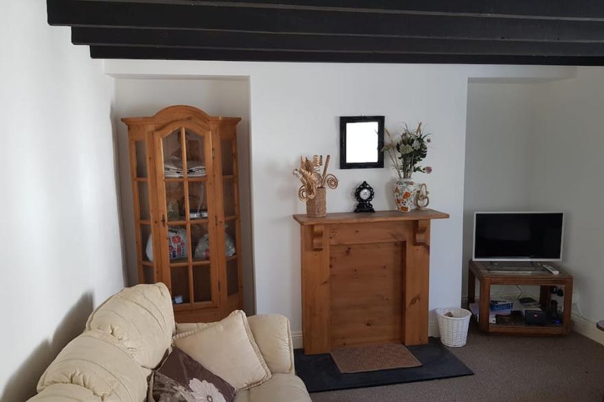 The Cottage is perfectly positioned for a great stay in Cornwall