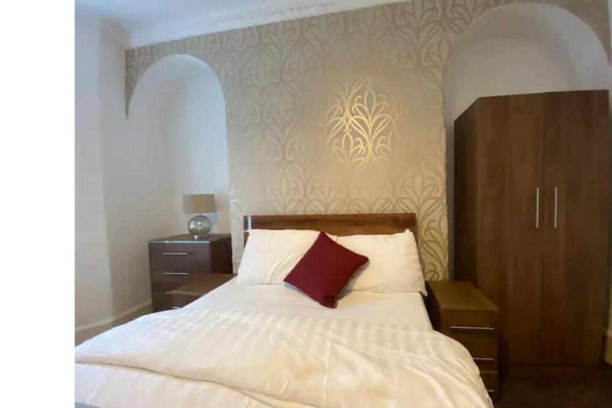 Warwick street Professional Let (Newcastle)