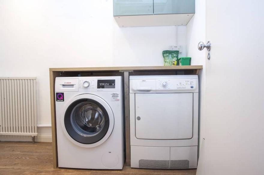 Stunning 2bed/2.5bath mews house in Chelsea SW1