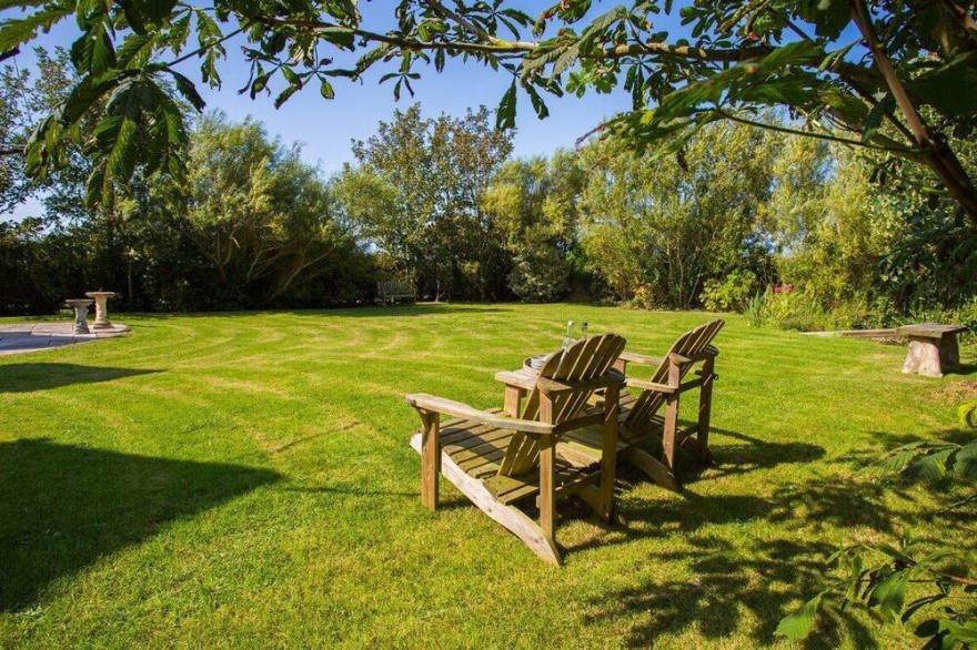 Erw Fach -  a sea view that sleeps 9 guests  in 4 bedrooms