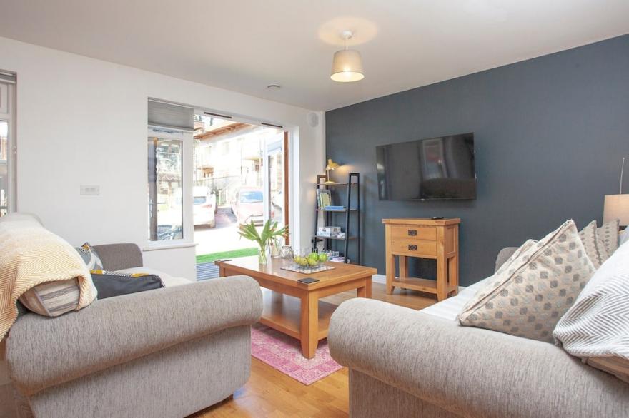 3 bedroom accommodation in Porthtowan