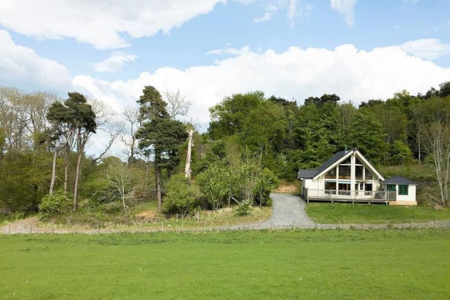 2 bedroom accommodation in Linlithgow, near Edinburgh
