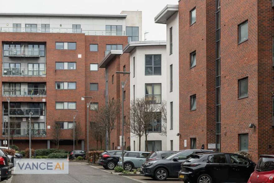 SideMersey Livings - Two bedroom ground floor apartment