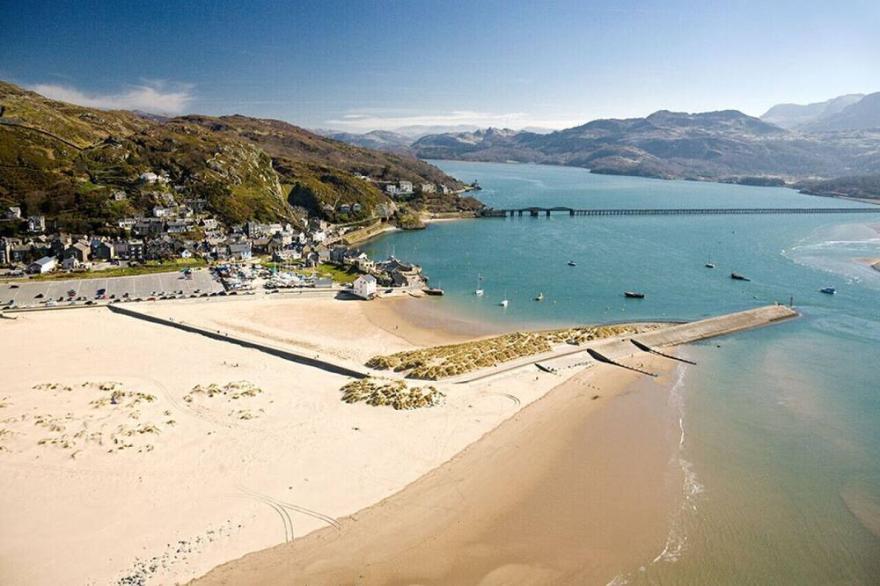 Seren Fach - Two Bedroom Apartment, Sleeps 3