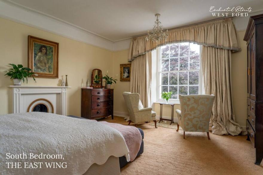 Spacious stylish self-contained wing of Georgian manor house