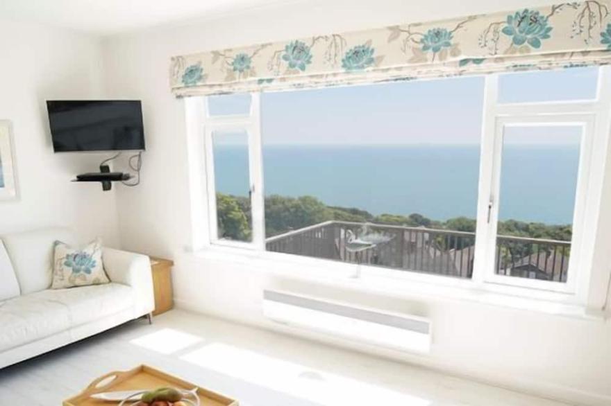 2 bedroom Ventnor Apartment