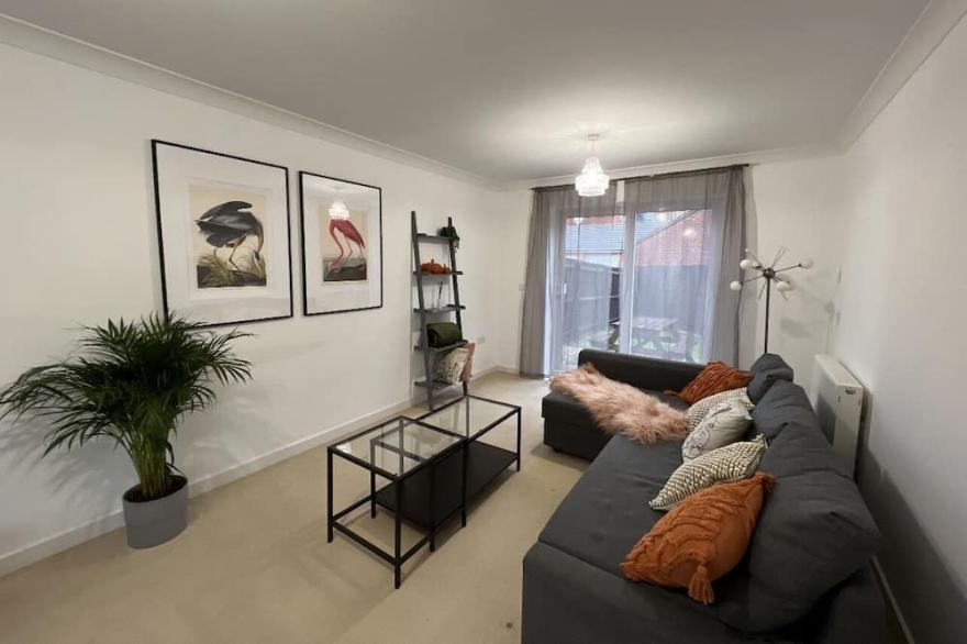 City and Country fabulous 4 bed in Peterborough