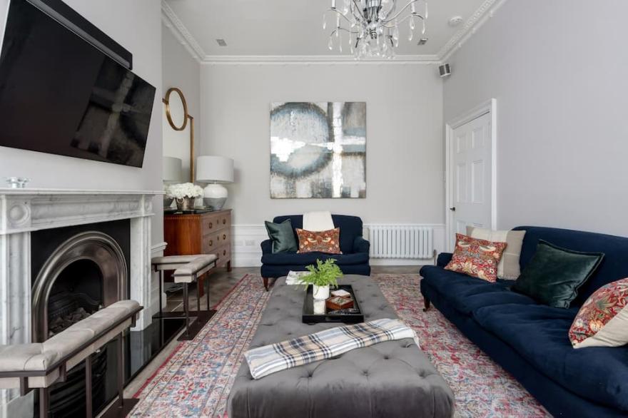 Stunning Victorian 4-bedroom townhouse in Stockbridge, Edinburgh