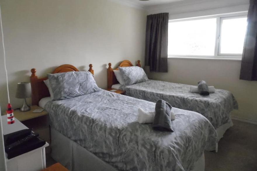 Large spacious Apartment with lovely views.