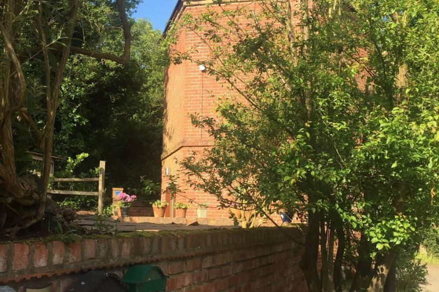 The Hyde Dovecote, Kinver.