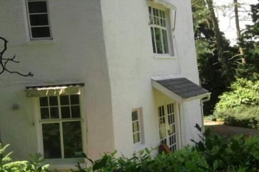 Family Holiday Cottages Ty Poeth In The Country