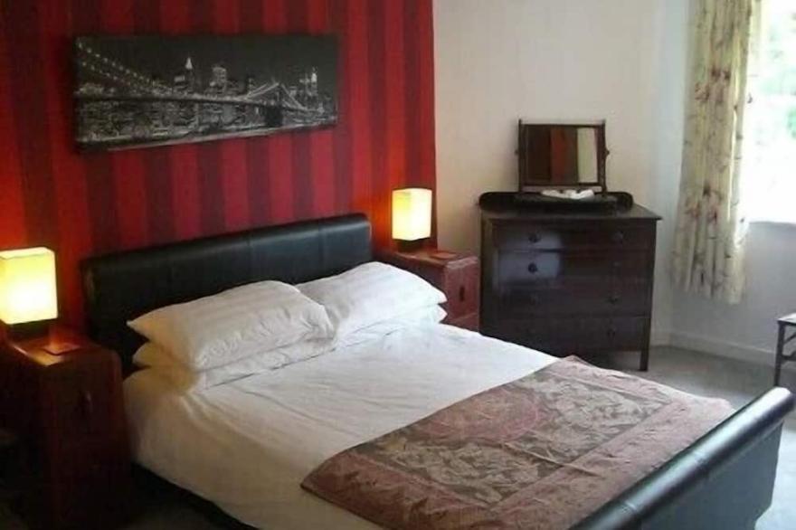 Family Holiday Cottages Ty Poeth In The Country