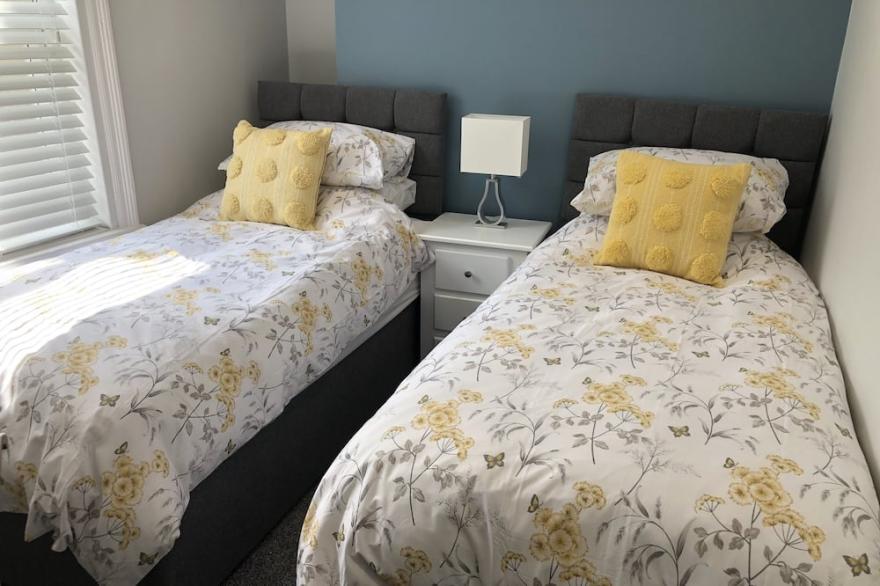 Scarborough South Bay castle view apartment , flat two