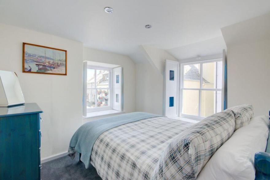 Fairbank Cottage - Two Bedroom House, Sleeps 3
