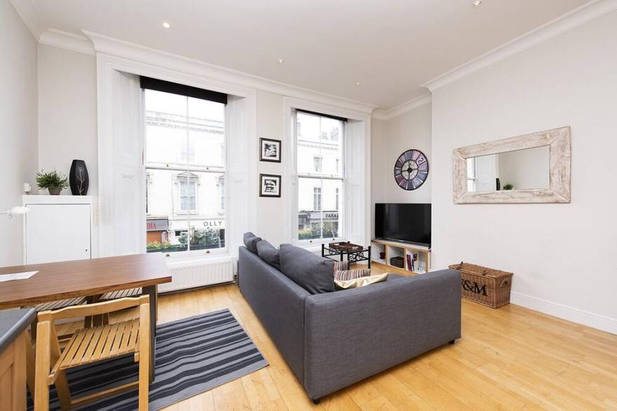 Bright and airy 1-bed flat at South Kensington!