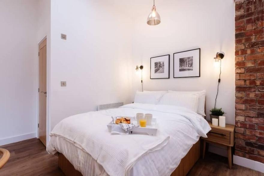 Grosvenor Street Luxury 1 Bed Apartment with view