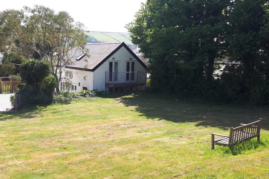 Beautiful  2 bedroom cottage  in delightful central Croyde location
