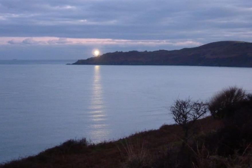 Charming cottage near Kingsbridge, Salcombe and in the heart of the South Hams
