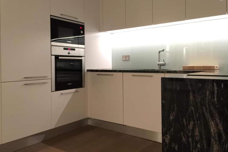 Luxury | Dream Location | By Tower Bridge | Dock View