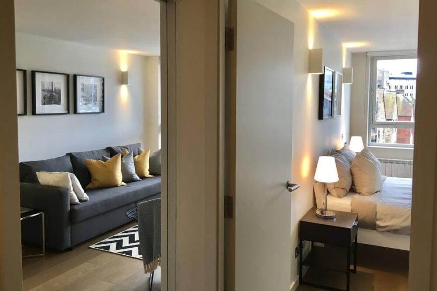 Luxury | Dream Location | By Tower Bridge | Dock View