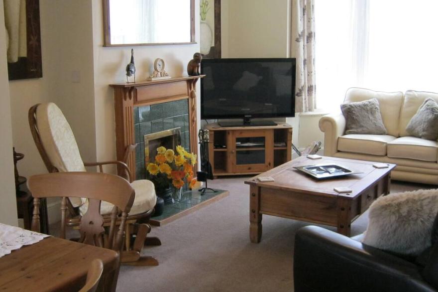 In the heart of Sheringham,3 mins from the beach.Discounts for 3 nights or more.
