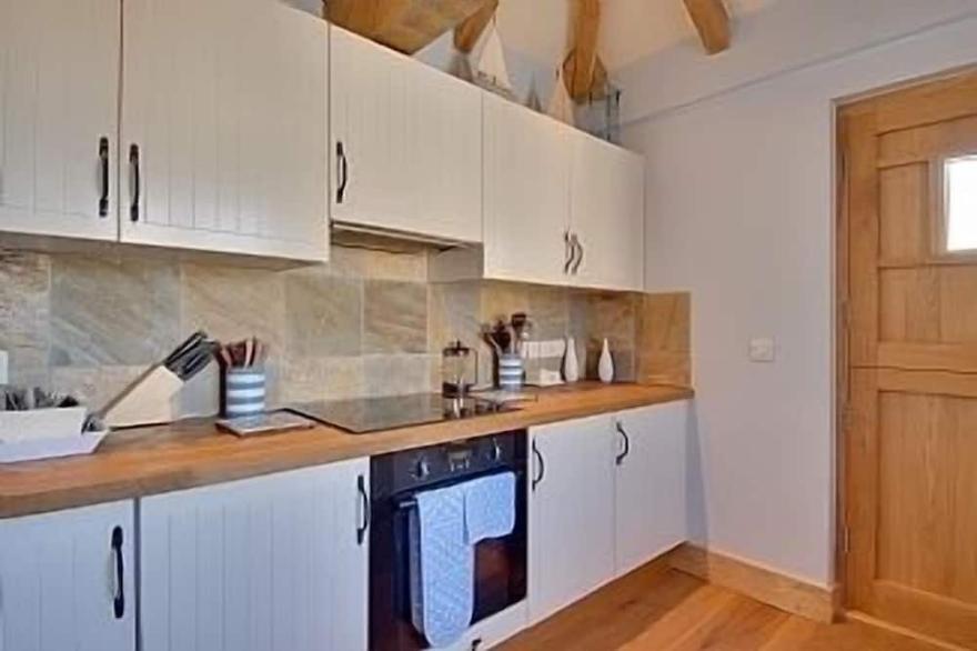 Lobster Pot in Padstow Is A 'fisherman's Style' Cottage With A Parking Space.
