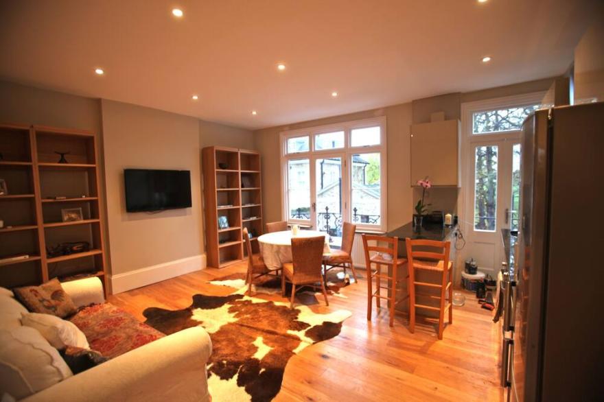 Hurlingham-warm Spacious Newly Refurbished 1 Bed Flat - Sleeps 2-4