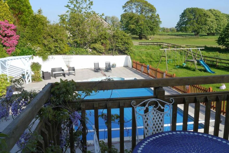 Self Catering Rural Farm Cottage + Heated Pool Cornwall | Dozmary Cottage