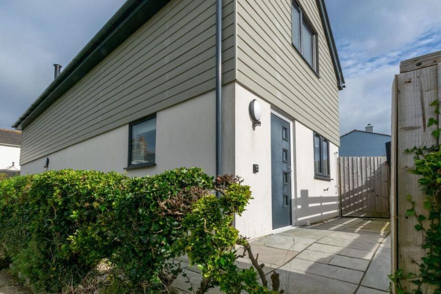 Chimaya - Two Bedroom House, Sleeps 4