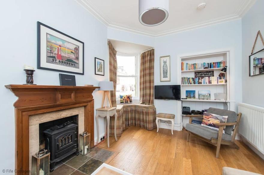 Fabulous 4 bedroomed townhouse in the heart of St Andrews