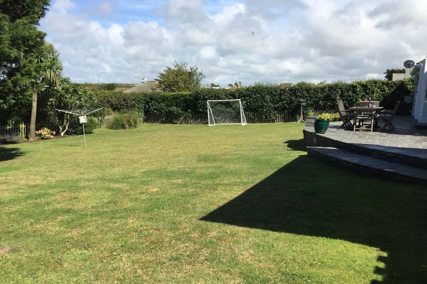 Fantastic Holiday House Near Stunning Beach and Golf