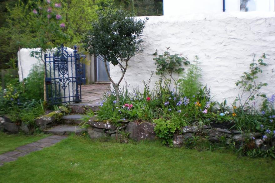 .Grade 11 listed cottage in Fishguard, Pembrokeshire