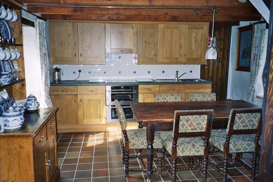 .Grade 11 listed cottage in Fishguard, Pembrokeshire