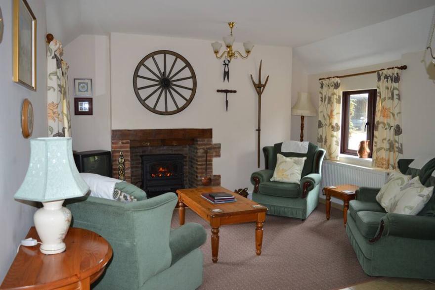 Tranquil, well-equipped Cottage in historic '1066 Country'.