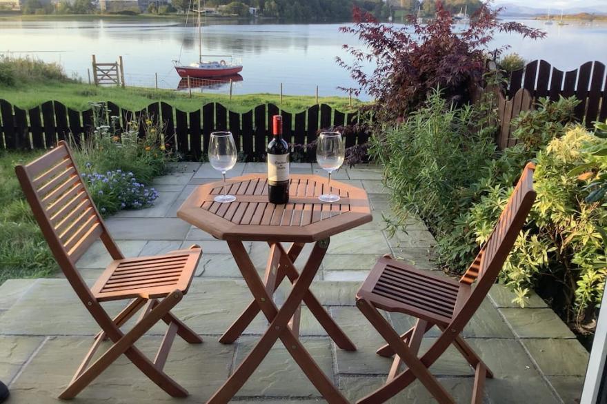 Shoreline 2 Bedroom Cottage - Spectacular Sea, Loch, Castle, Mountain Views