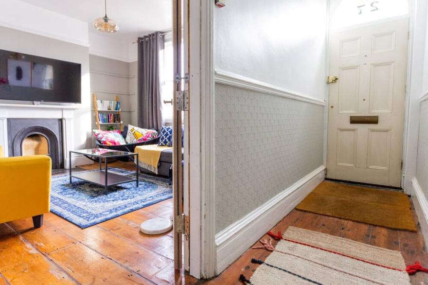 The River Cam Place - Enchanting 6BDR Home next to River Cam