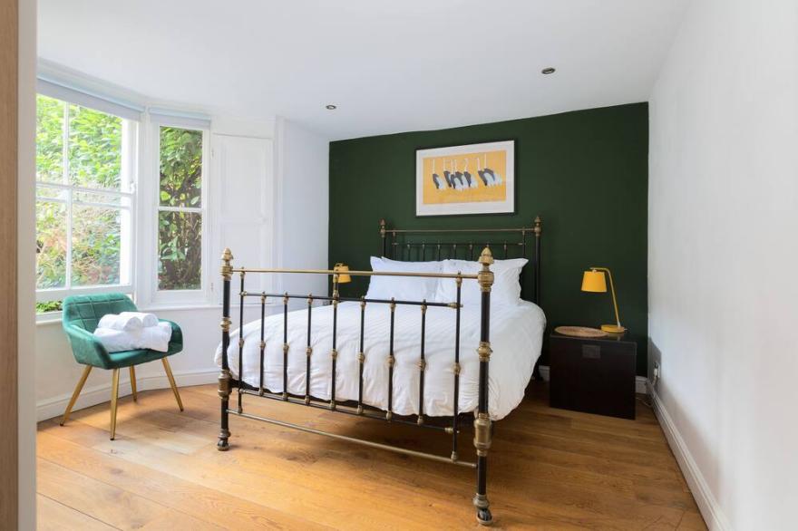 | Exquisite Quiet Garden Flat | Hackney | Dalston |