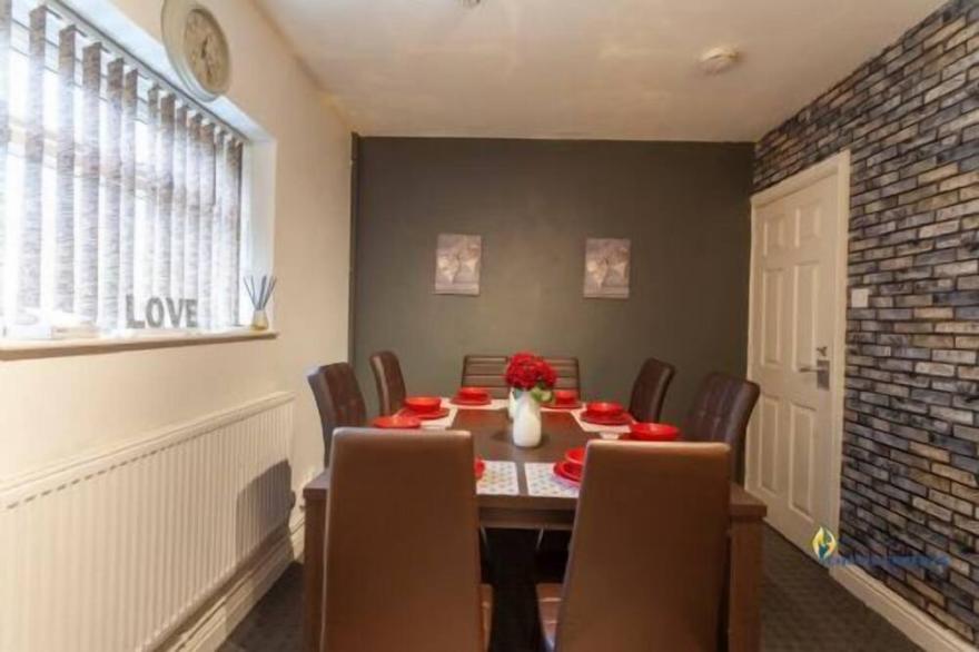 Nottingham Top Serviced Home (Chayil Experts)