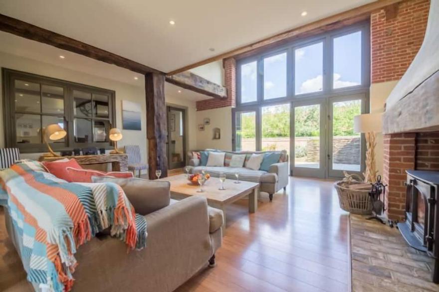 A superb property with bespoke features and luxurious accommodation.